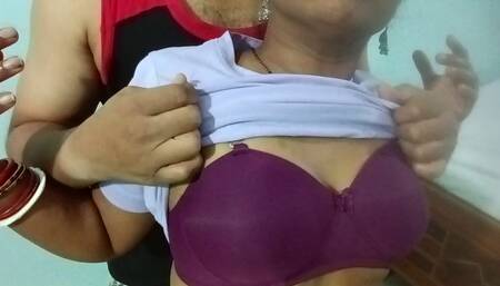 Indian Girlfriend Sonia Full Hot Romantic Sex In Tshirt and Shorts with Her Boyfriend