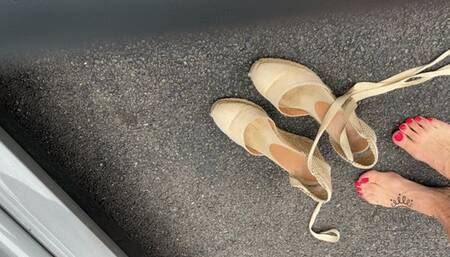 Driving with platform espadrilles