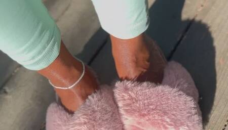 Glimmering Tangerine Toes: Outdoor Foot Indulgence with Sound Therapy