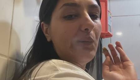 SKYLA SIDE PROFILE SMOKE