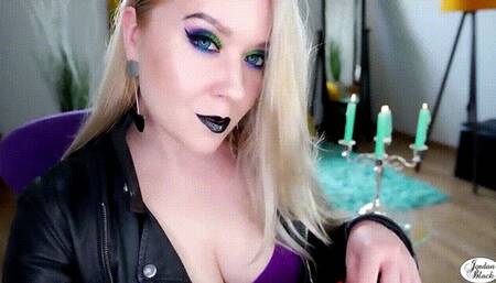 Marlboro Red with black glossy lips [1080p, wmv]