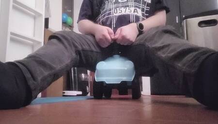 85kg Riding on a Cheap Ride-On Car (25kg Limit) – Overload Test