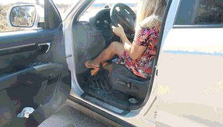 Clapping Sandals AVI (1920x1080) FHD