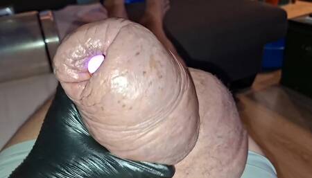 Wanking with Vibrator Made Me Cuming Heavenly