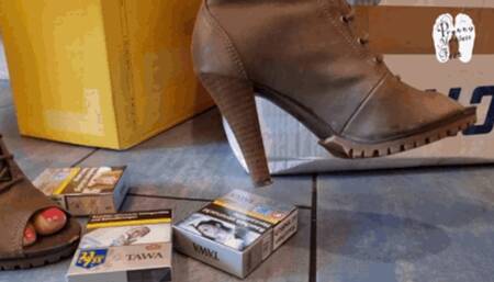Cardboard boxes crushed under Heeled Boots 2
