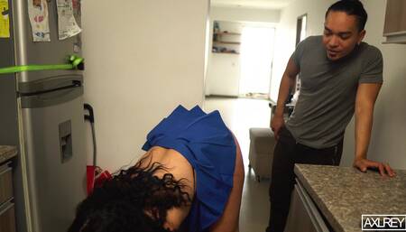 I Hire a Maid to Clean but She Seduce Me to Fuck Her Really Good