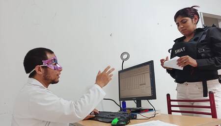 GUESS WHAT HAPPENED!! The doctor has a heated conversation with the female guard at the public hospital.