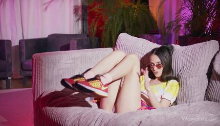 Playful Girl Leona Mia