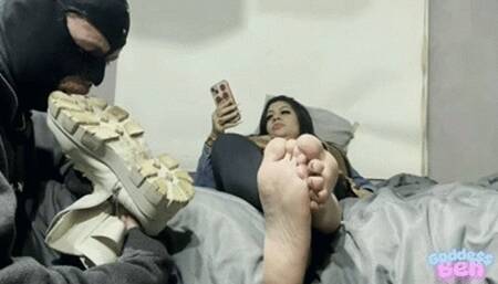 Goddess Beh – Slave Licks My Filthy Rave Boots # SD MOBILE