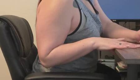 MILF Secretary Lets Out Endless Farts While Working