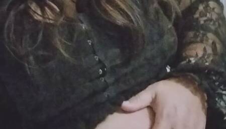 Hot chubby goth girl smoking vape