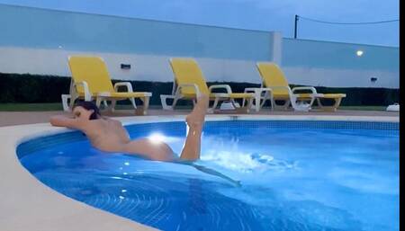 Playing nude by the pool in Portugal. Sexy, wet & energetic