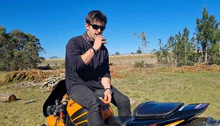 Max gets a Helping Hand