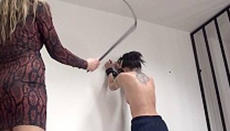 Sissi bare back whip - 0509