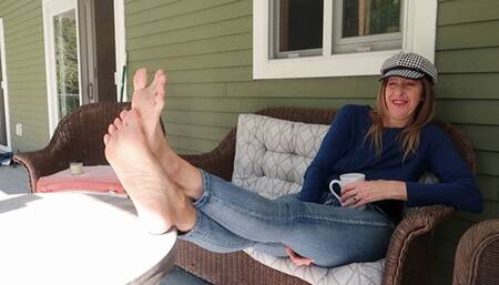 Sole Smelly JOI pov1