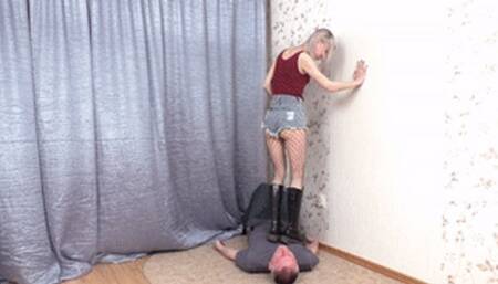 Dirty-minded chick in awesome outfit executes poor pal, vf2132h 720p