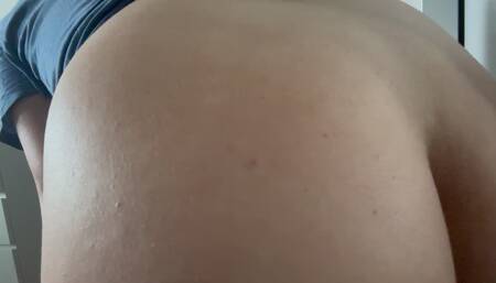 The Day My Big Butt Wouldn’t Stop Farting