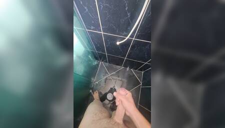 handjob in the bathroom very rich and delicious