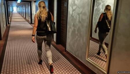 one of my high heels gets stolen in the elevator wmv 1280 x 720