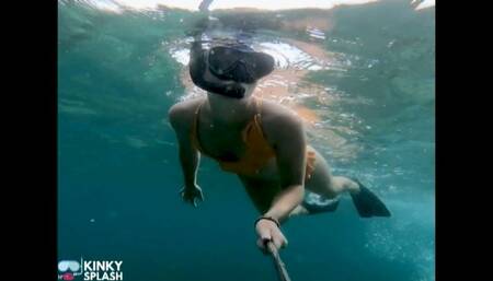Snorkel Slut: Tight Bikini, Dive Mask & Underwater Fin Tease - AVI