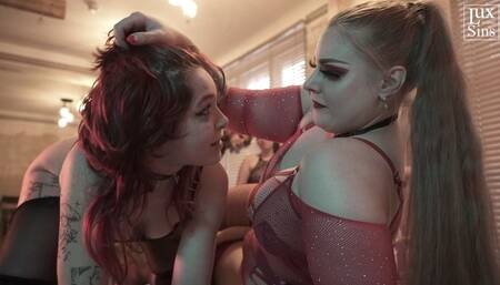 Lesbian 5 Domme 1 Subgirl Strapon Gangbang Part 3: (AVI)