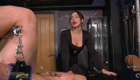 Hairbrush Spanking Predicament (WMV)