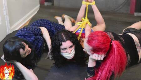 Wonder Woman versus the Arachnid Sisters