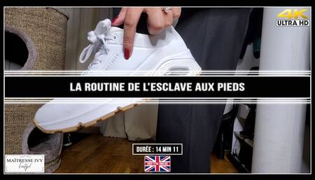La routine de l'esclave aux pieds 4K ST