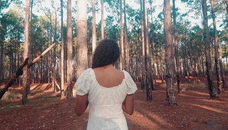 Busty Latina Amateur fucking into de wild forrest