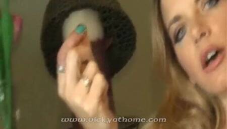 Classic Vicky Vette Pussy Shave