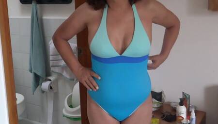 First Time Latina Mom Enjoys Sex with Stepson on the Beach, Blowjobs, Fucks, Cumshots