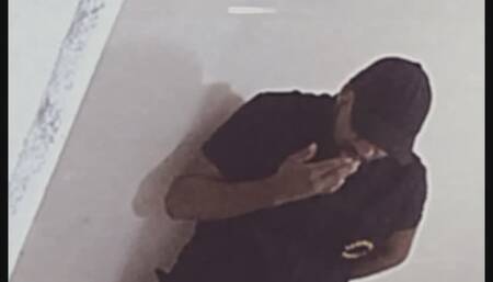 SEGURANÇA FLAGRADO NA CAMERA