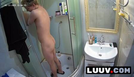 LUUV. A young man's exhibitionism turns his real life into a homemade amateur movie