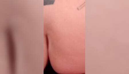 Out of quarantine and looking for cock