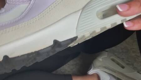 Lilac air max makeout