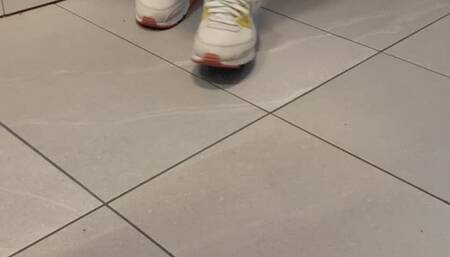 Loose Airmax heel pop