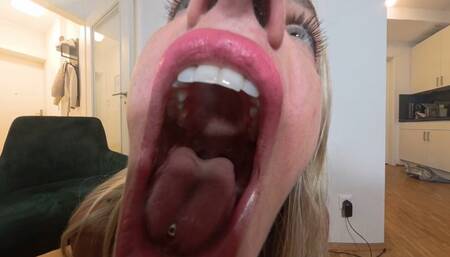 Michelle and her Reappearing Treat 4K Version VR360