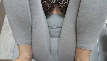GREY, PLUMPY PUSSY!