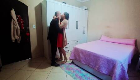 Wife masturbates and waits for her husband to arrive to get pregnant.