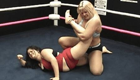 BIG and BEAUTIFUL WOMEN WRESTLING - Fantasia vs Little Jeannie (IN HIGH DEFINITION)