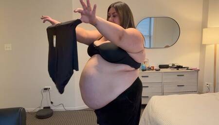 Fat Girl Trying on Spanx
