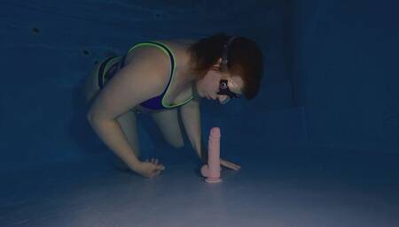 Freedivers_540 Dildo or Cock