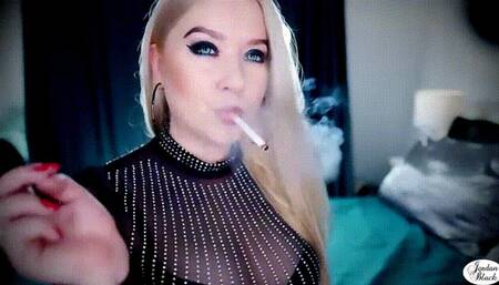 Crazy about my smoky lips [wmv]