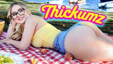 “I’ve Never Fucked a Stranger Before…” Bubble Butts & Swan Boats!