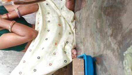 Hairy Pussy Caught by Dever Niked Hot Bath Young Body