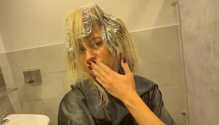 Peeing at my hair appointment