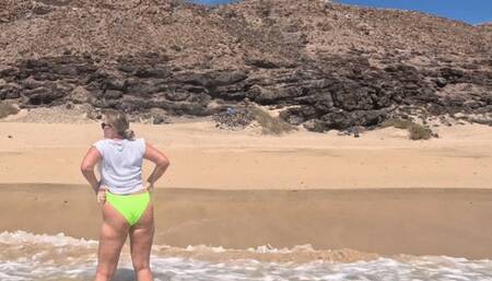 Ocean Tease – Underwater Secrets on a Deserted Beach