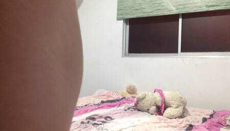 I use vibrator and make hot video for my lover