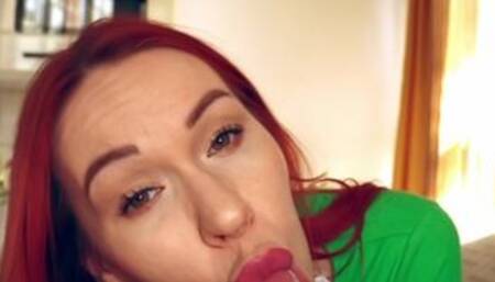 Beautiful TikTok girl gives a fantastic blowjob