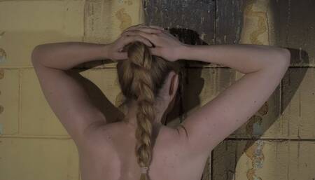 Ariel Anderssen Wall Stress
